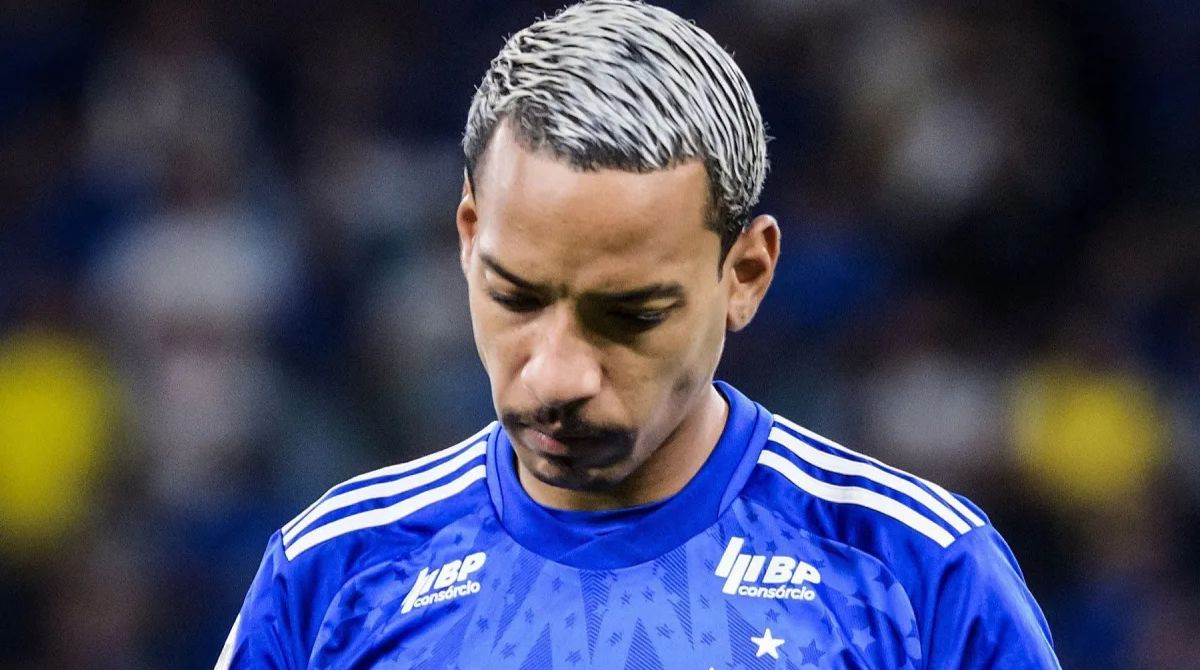 Matheus Pereira fora