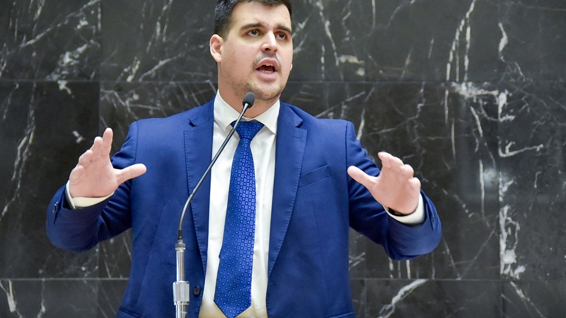 Bruno Engler abre mão, Doorgal avança e o pragmatismo vence na Assembleia Legislativa