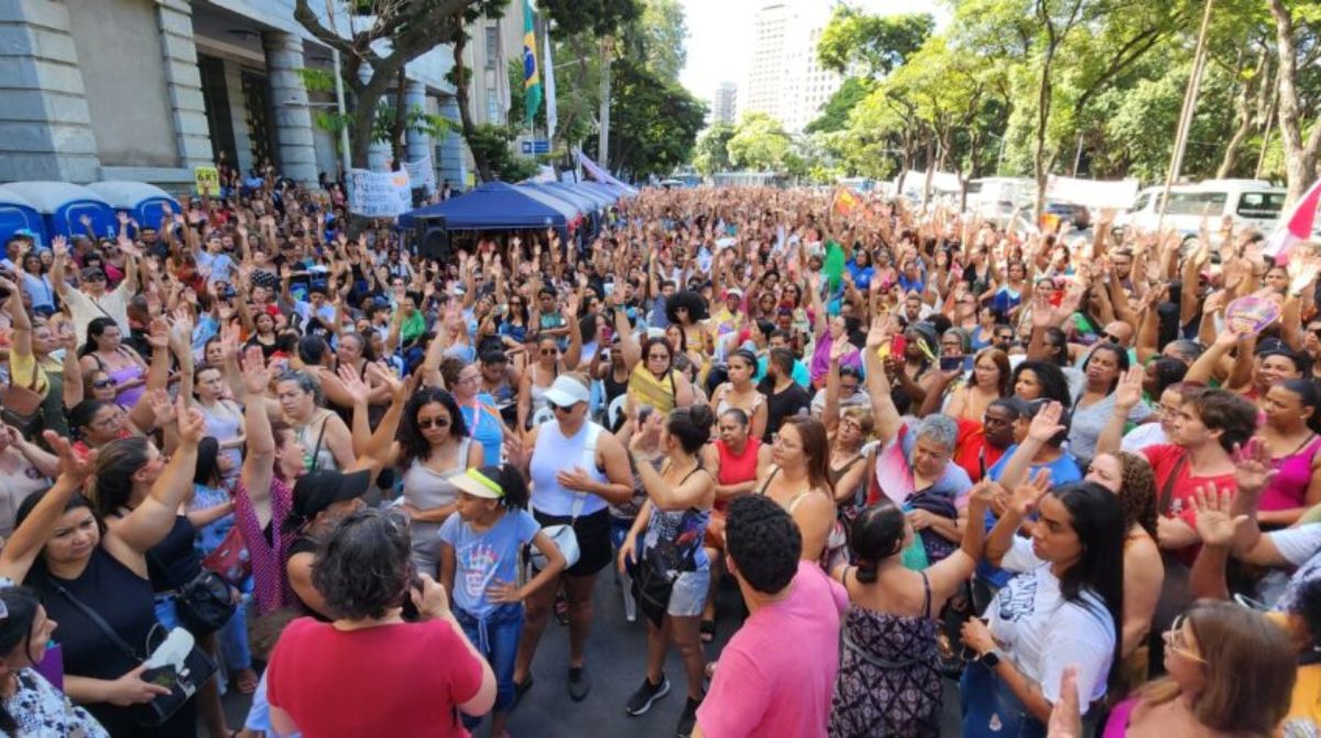 greve trabalhadores terceirizados suspensa bh