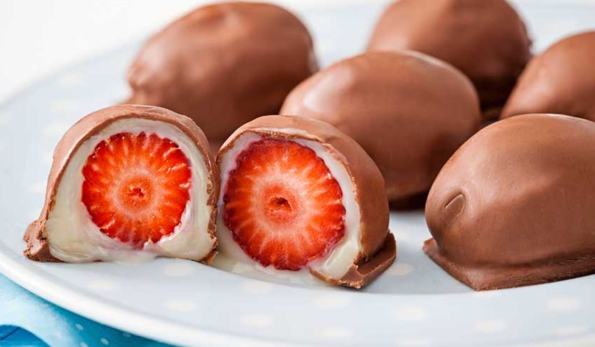 Se tem algo que sempre combina com bons momentos, é um doce bem feito. Na Pastelaria Marília de Dirceu, não faltam opções para quem ama sabor e qualidade.