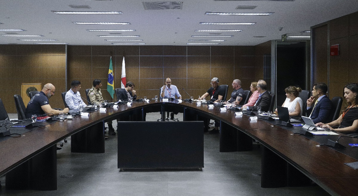 Reunião de reativação do Conselho de Defesa Social, do Governo de Minas