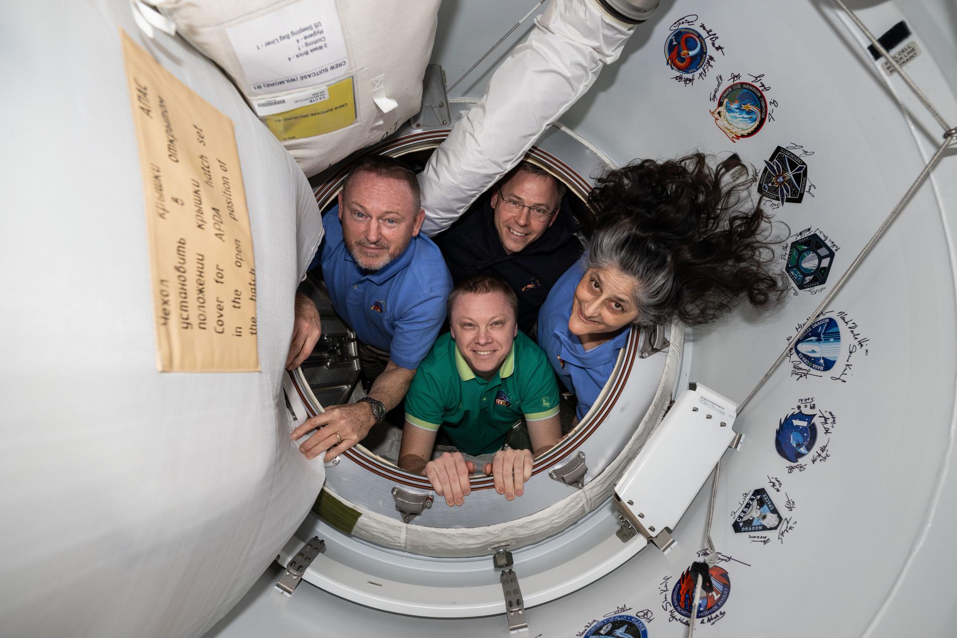 astronautas presos na ISS