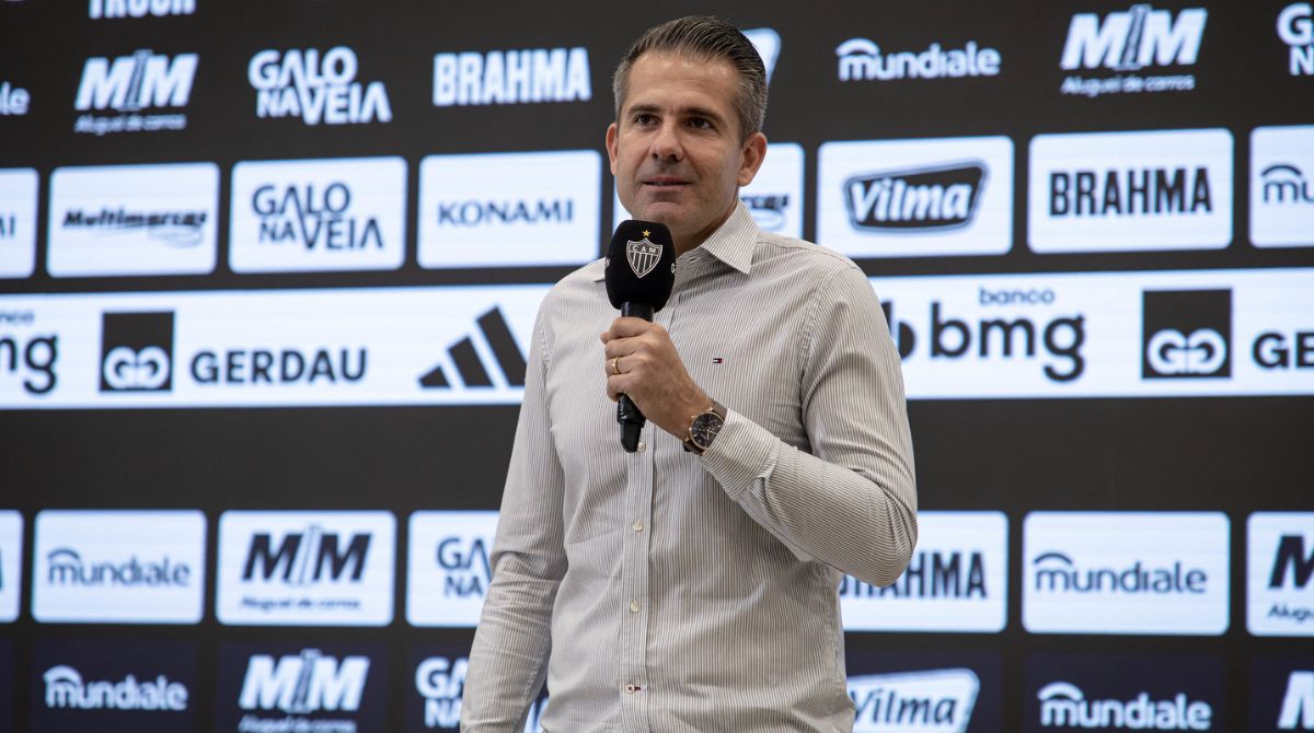 diretor de futebol atletico victor sul-americana