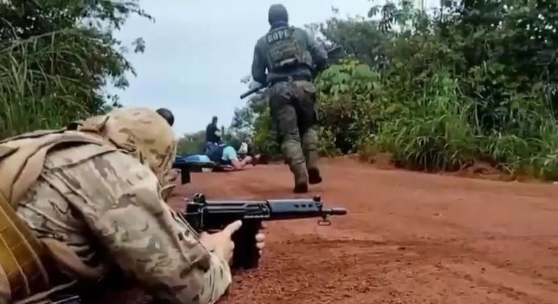 Agentes do Bope de Minas Gerais auxiliam nas buscas