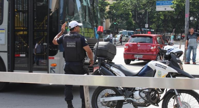Agente da Guarda Municipal em ações em Belo Horizonte