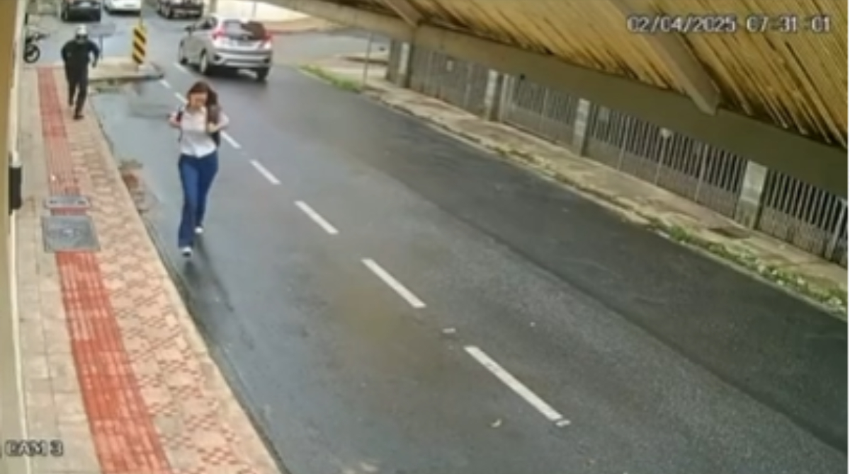 jovem correndo de assaltante em bh