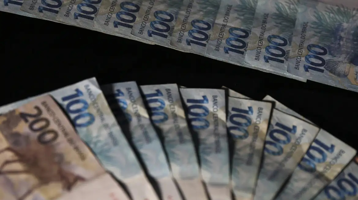 cédulas de reais