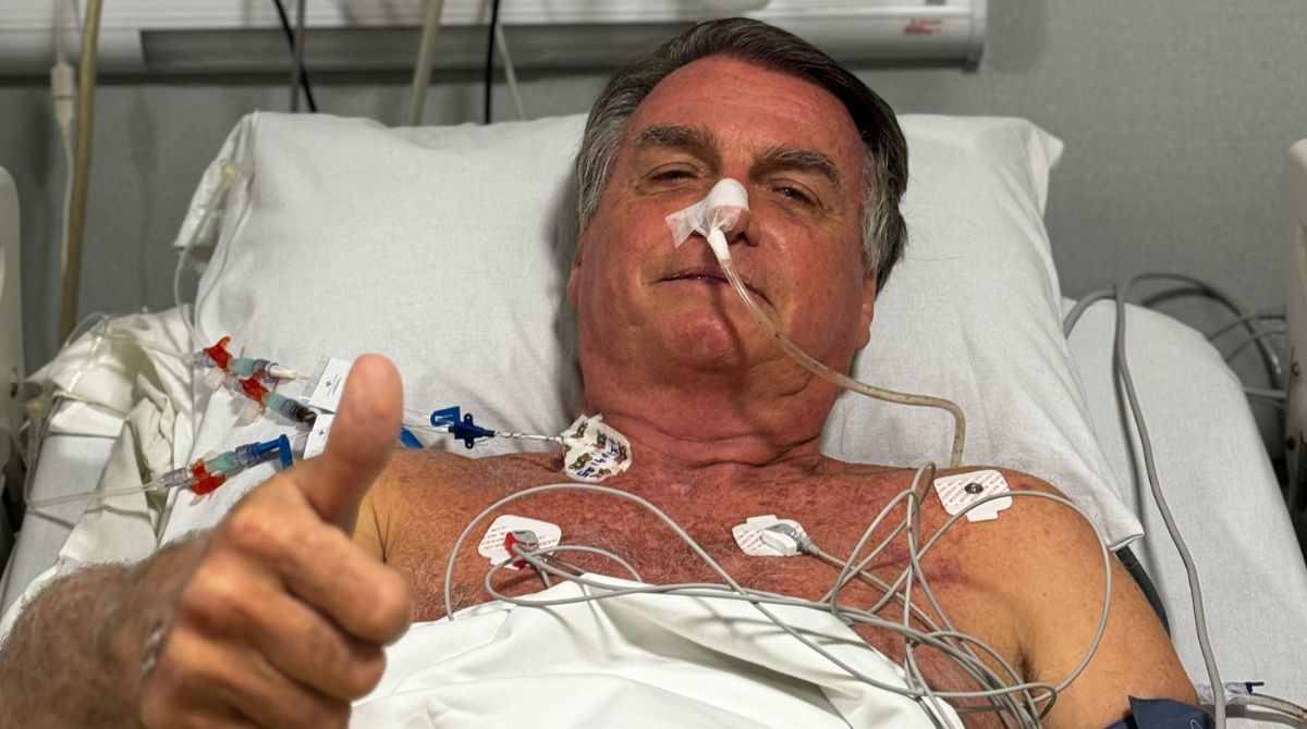 bolsonaro passa por cirurgia