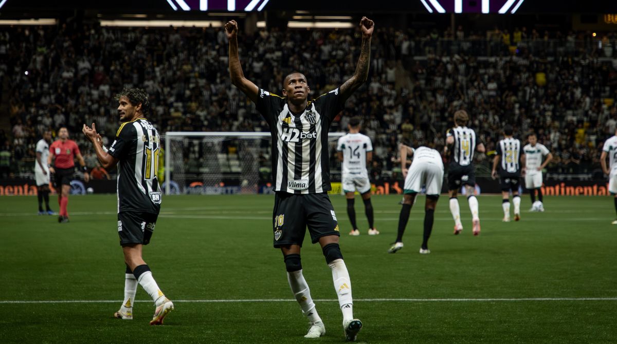 Atlético atropela