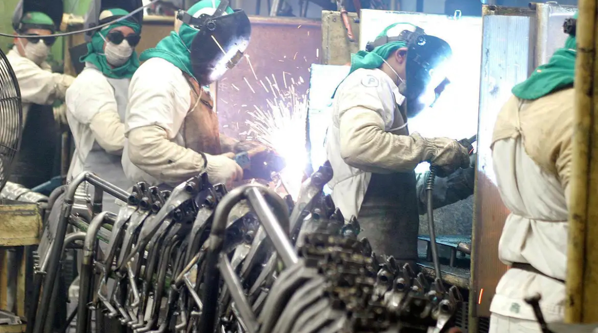 trabalhadores da indústria