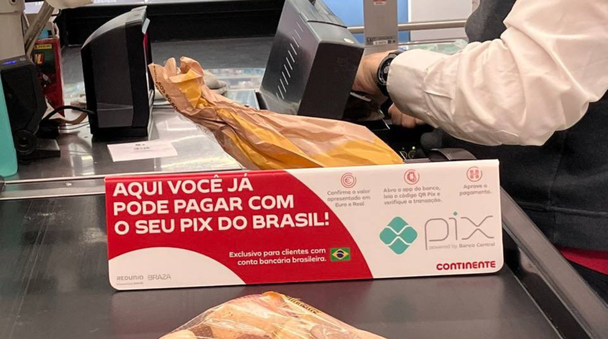 aviso de que mercado de portugal aceita pix