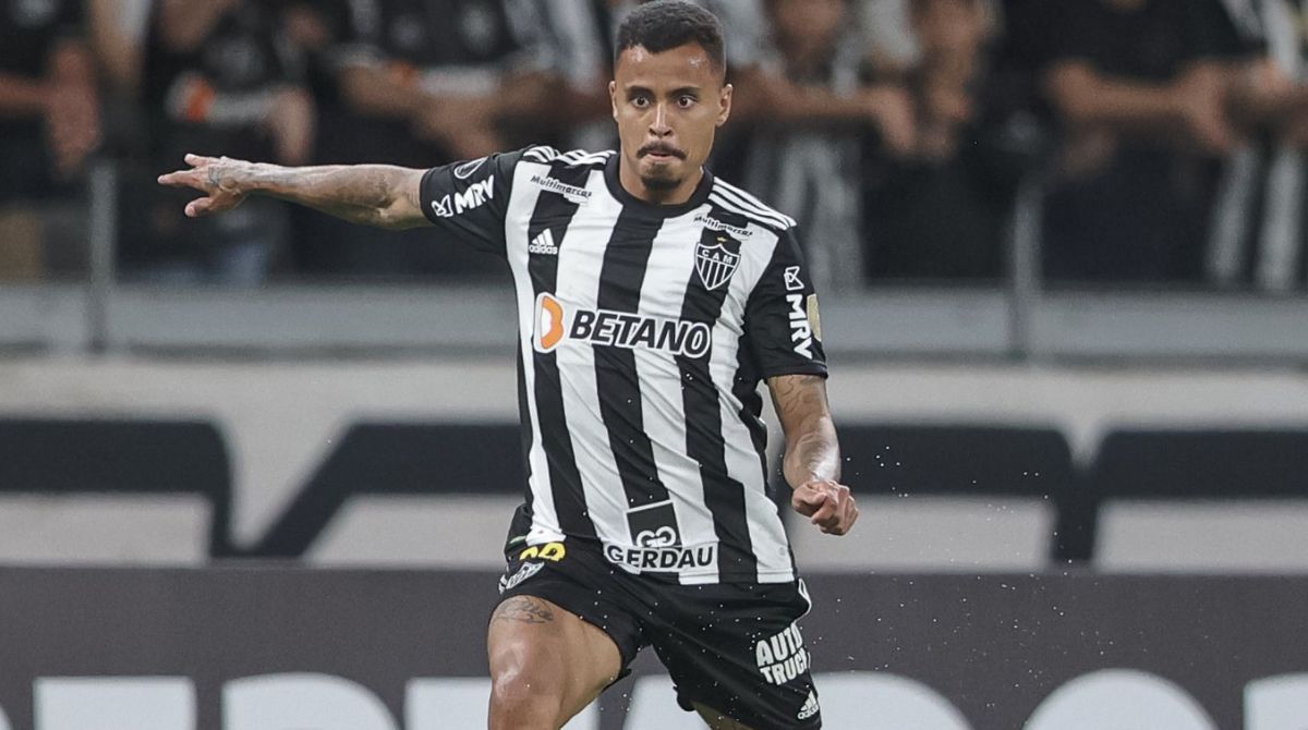 Volante Allan, quando ainda atuava pelo Atlético