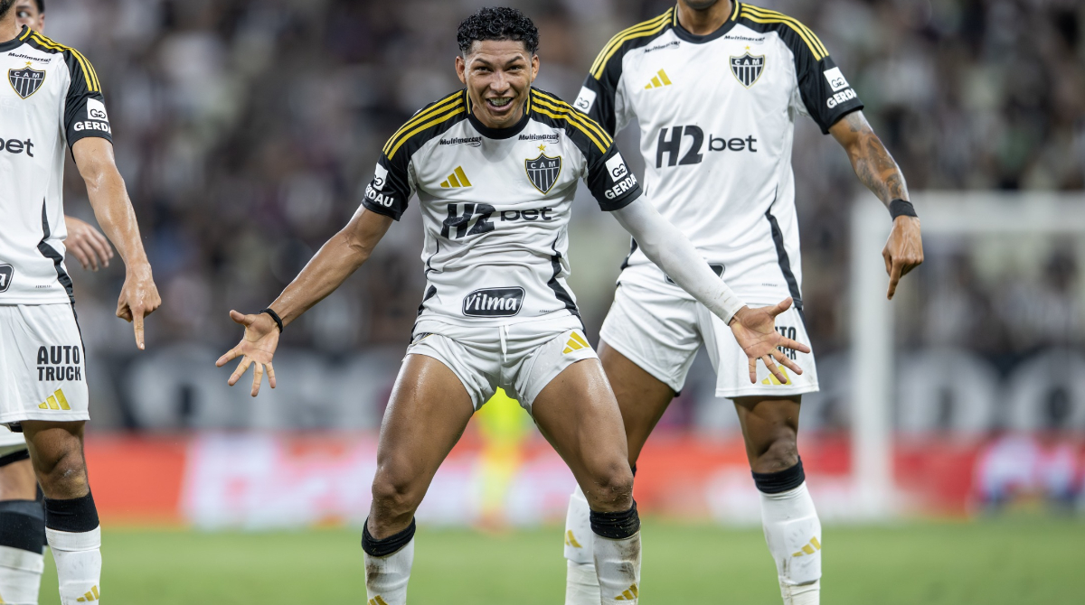 rony comemorando gol