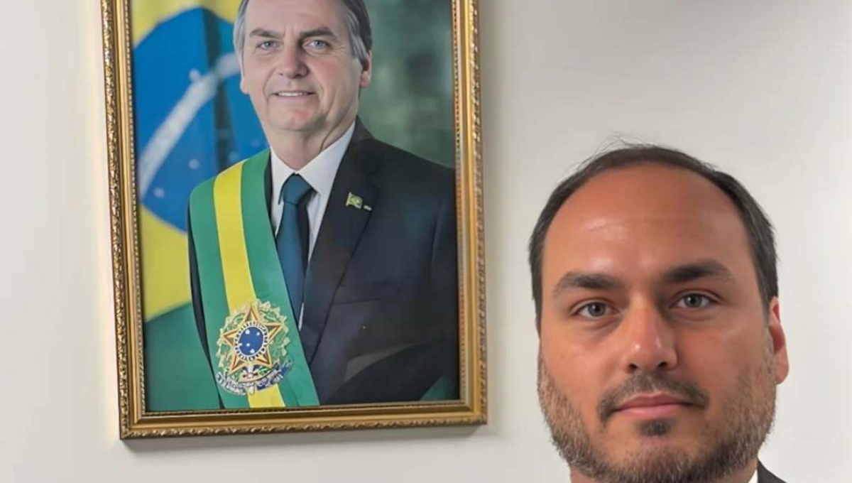 Bolsonaro e Carlo Bolsonaro