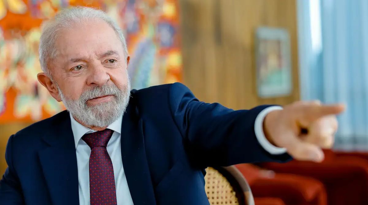Presidente Lula critica medidas dos EUA contra ministros do STF