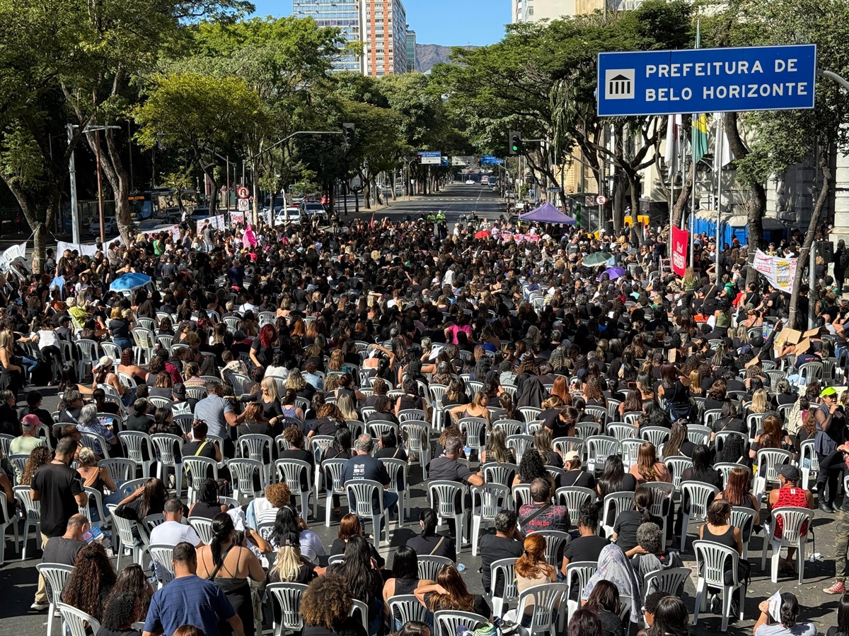 Assembleia dos professores da rede municipal de BH