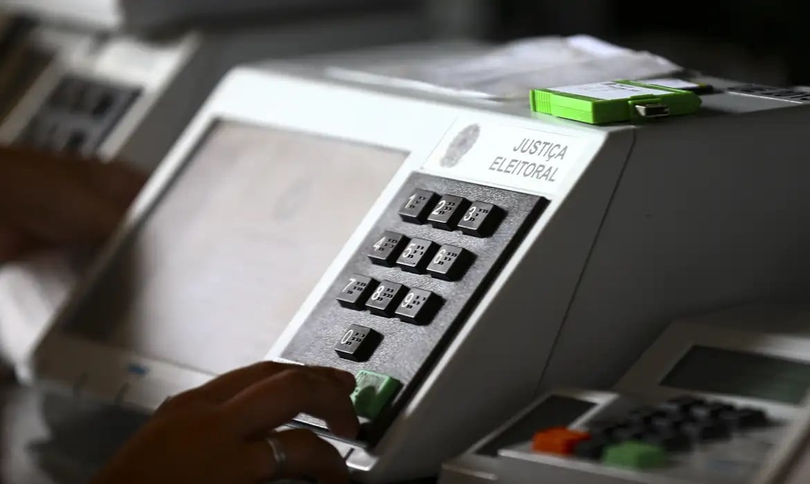 Itamaraty nega visto a diplomatas dos EUA que viriam ao Brasil questionar urnas eletrônicas