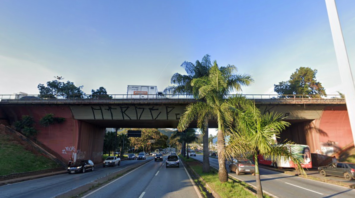 Viaduto no Belvedere, Belo Horizonte