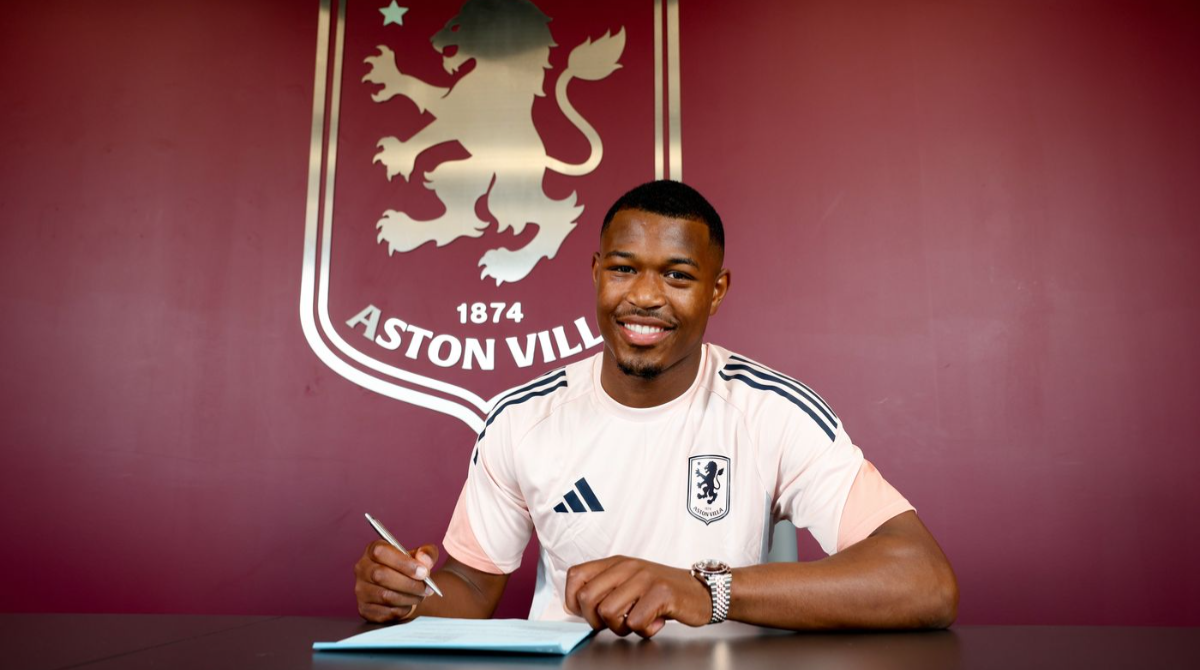 Zépiqueno Redmond assina contrato com o Aston Villa